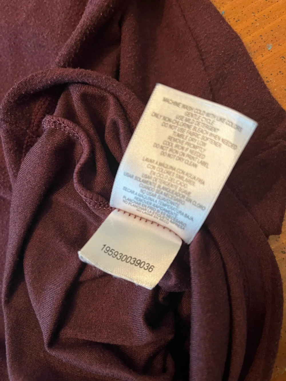 Heatkeep Burgundy Long Sleeve Base Layer Top - Size Small